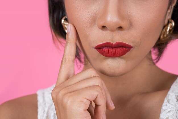 Причины бледного цвета губ у женщин
